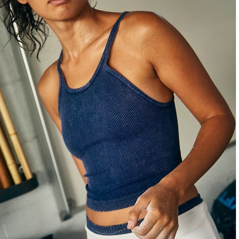Free People Happiness Runs Long Crop Tank Size M/L